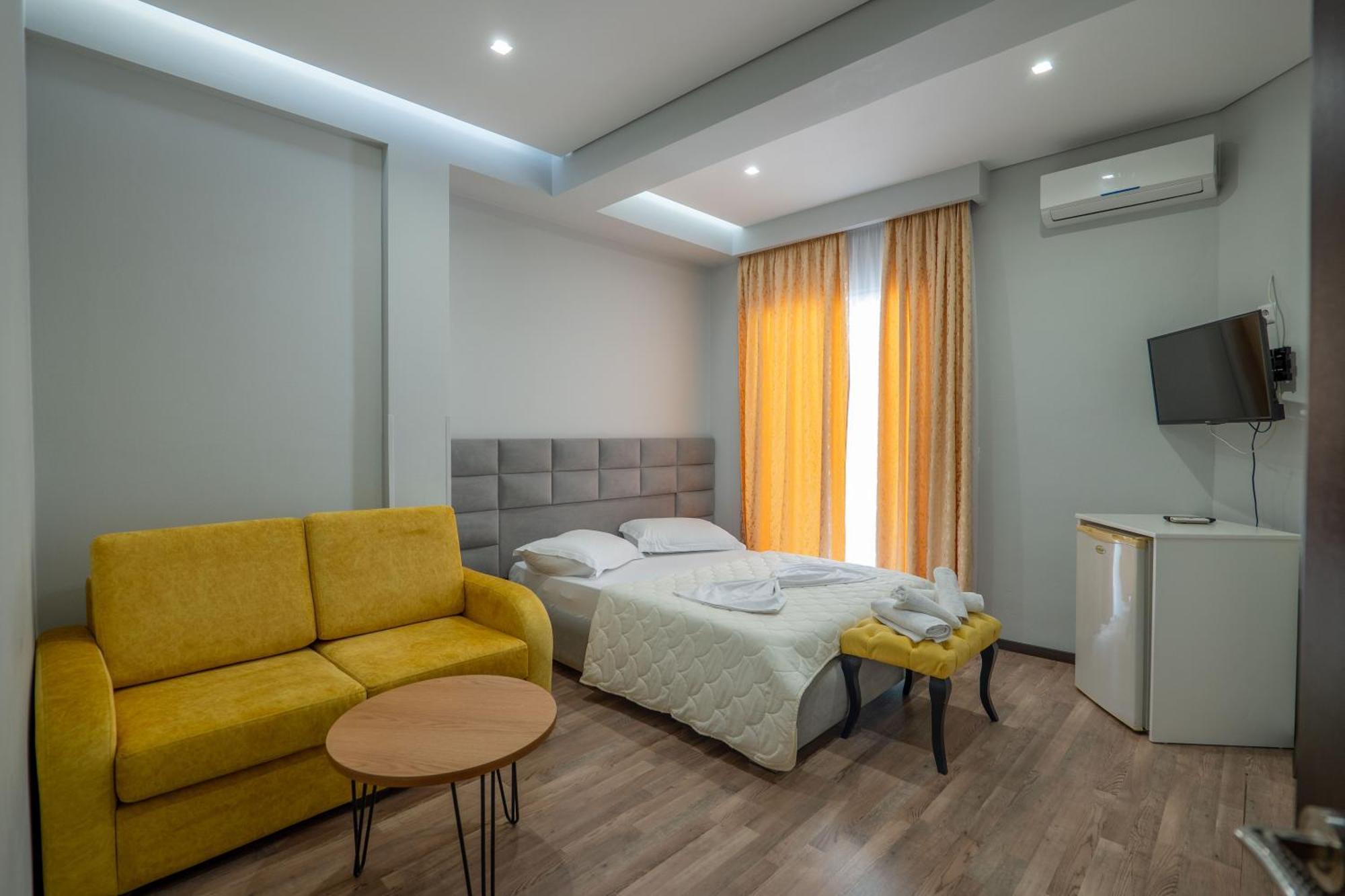 Sunkised Hotel Sarande Luaran gambar