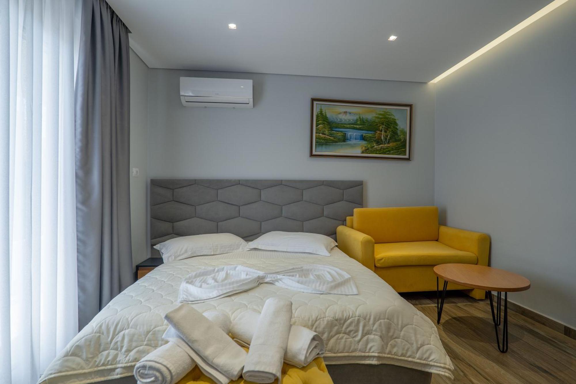 Sunkised Hotel Sarande Luaran gambar