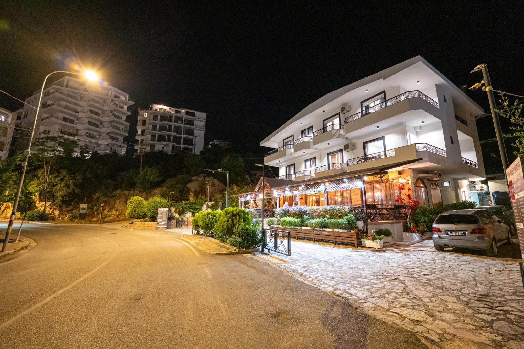 Sunkised Hotel Sarande Luaran gambar