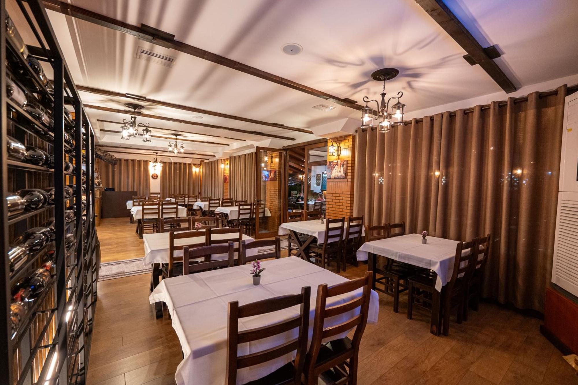 Sunkised Hotel Sarande Luaran gambar