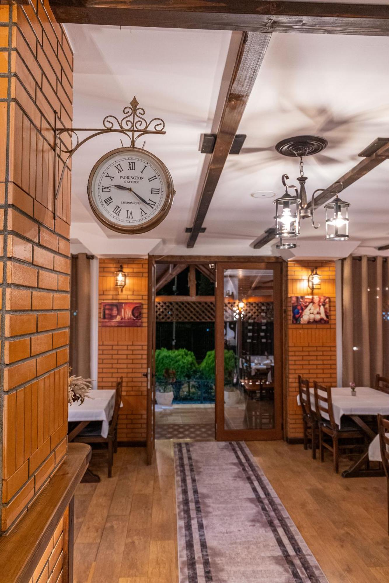 Sunkised Hotel Sarande Luaran gambar