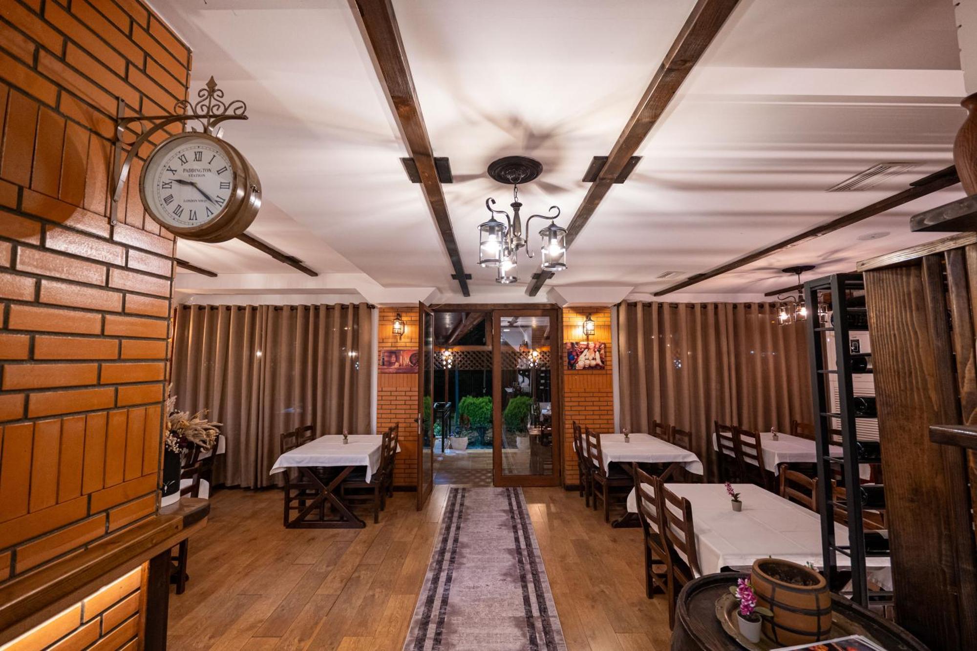 Sunkised Hotel Sarande Luaran gambar