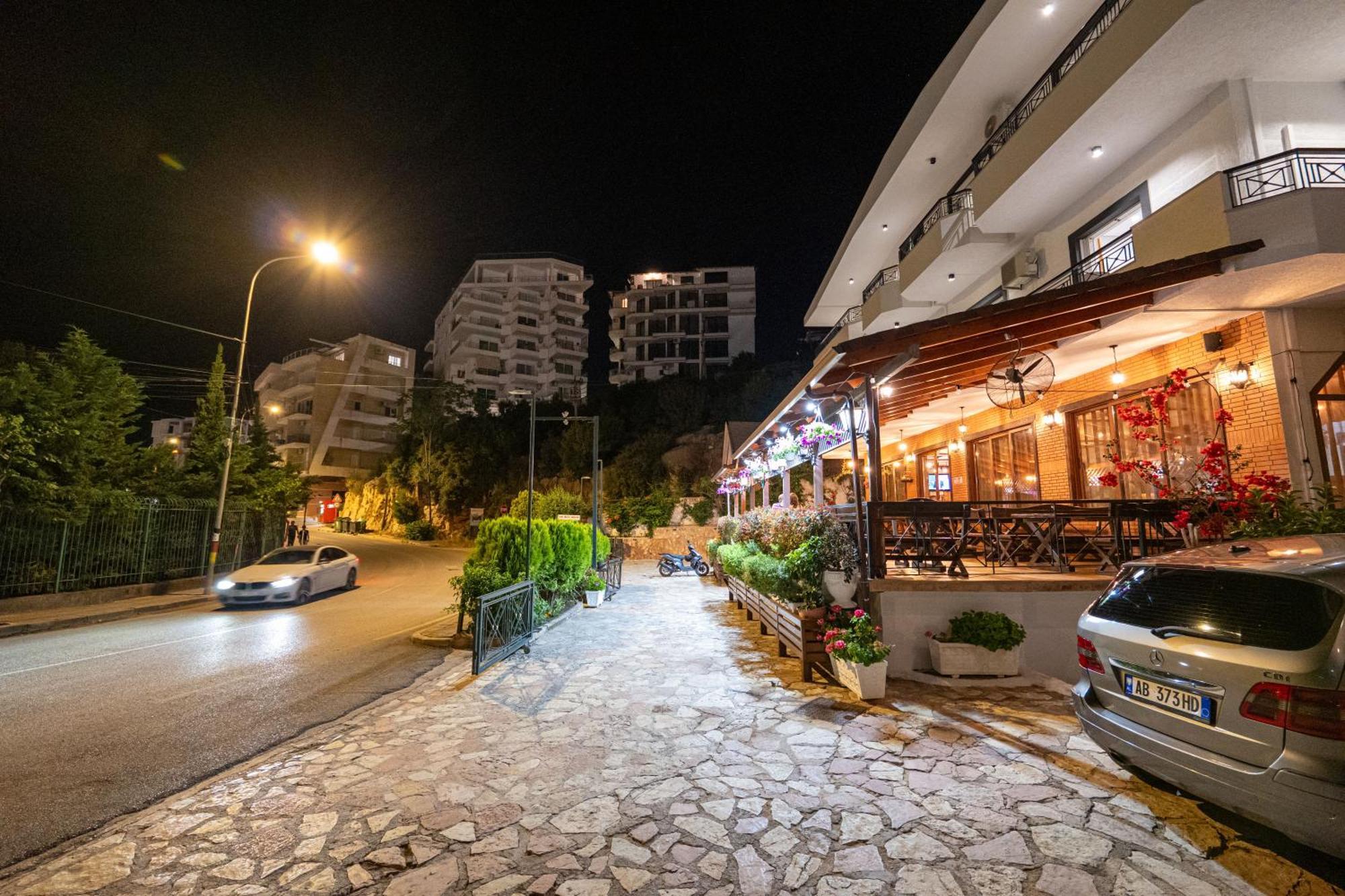 Sunkised Hotel Sarande Luaran gambar
