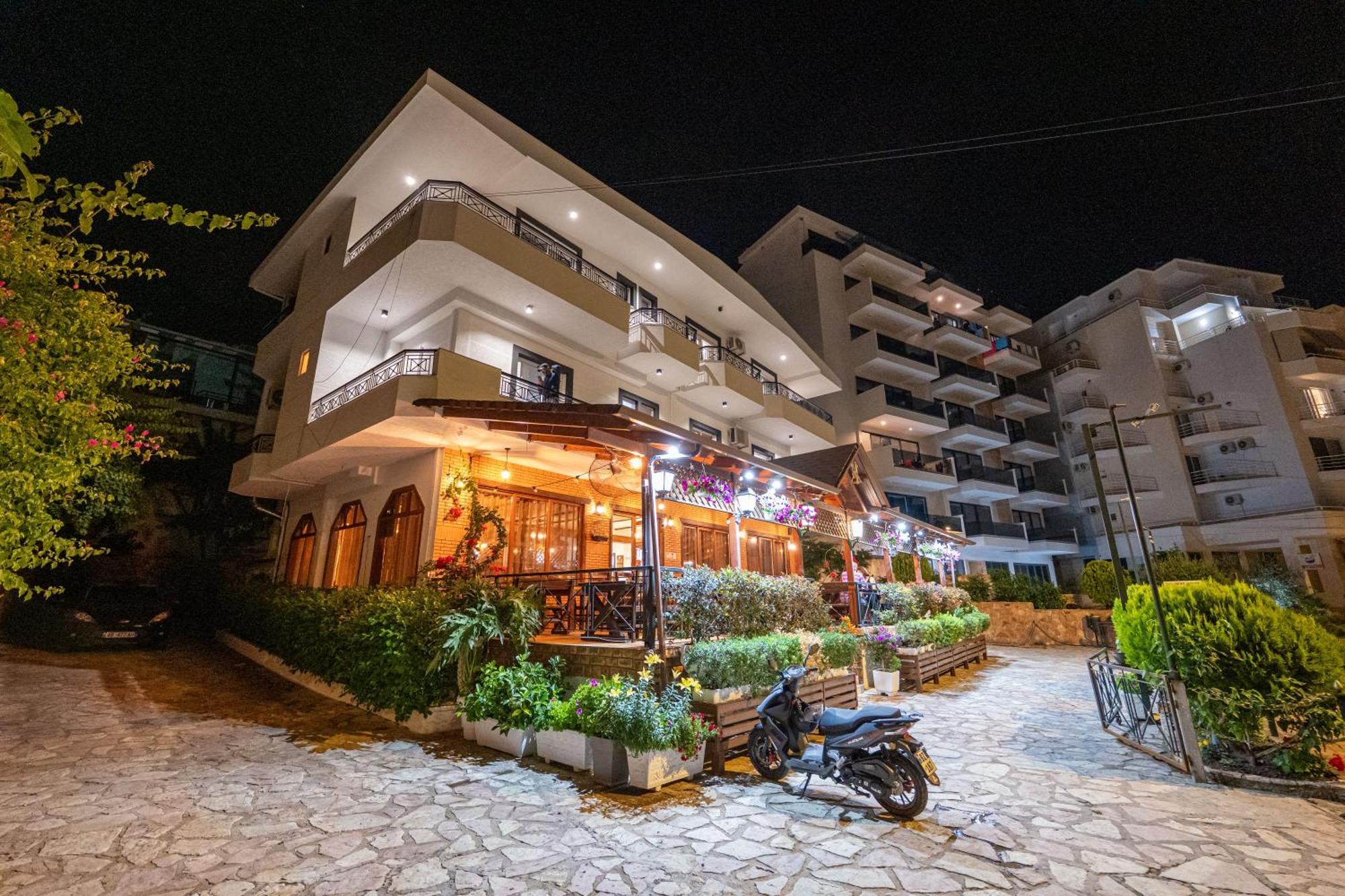 Sunkised Hotel Sarande Luaran gambar