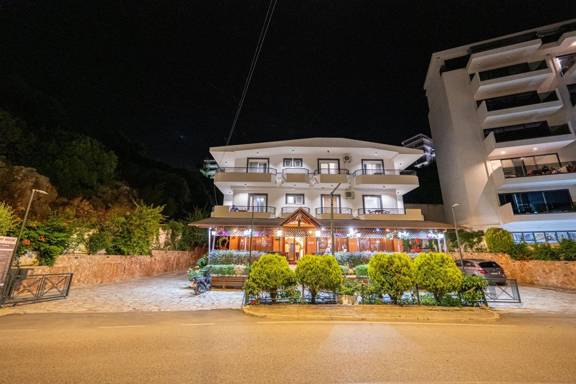 Sunkised Hotel Sarande Luaran gambar
