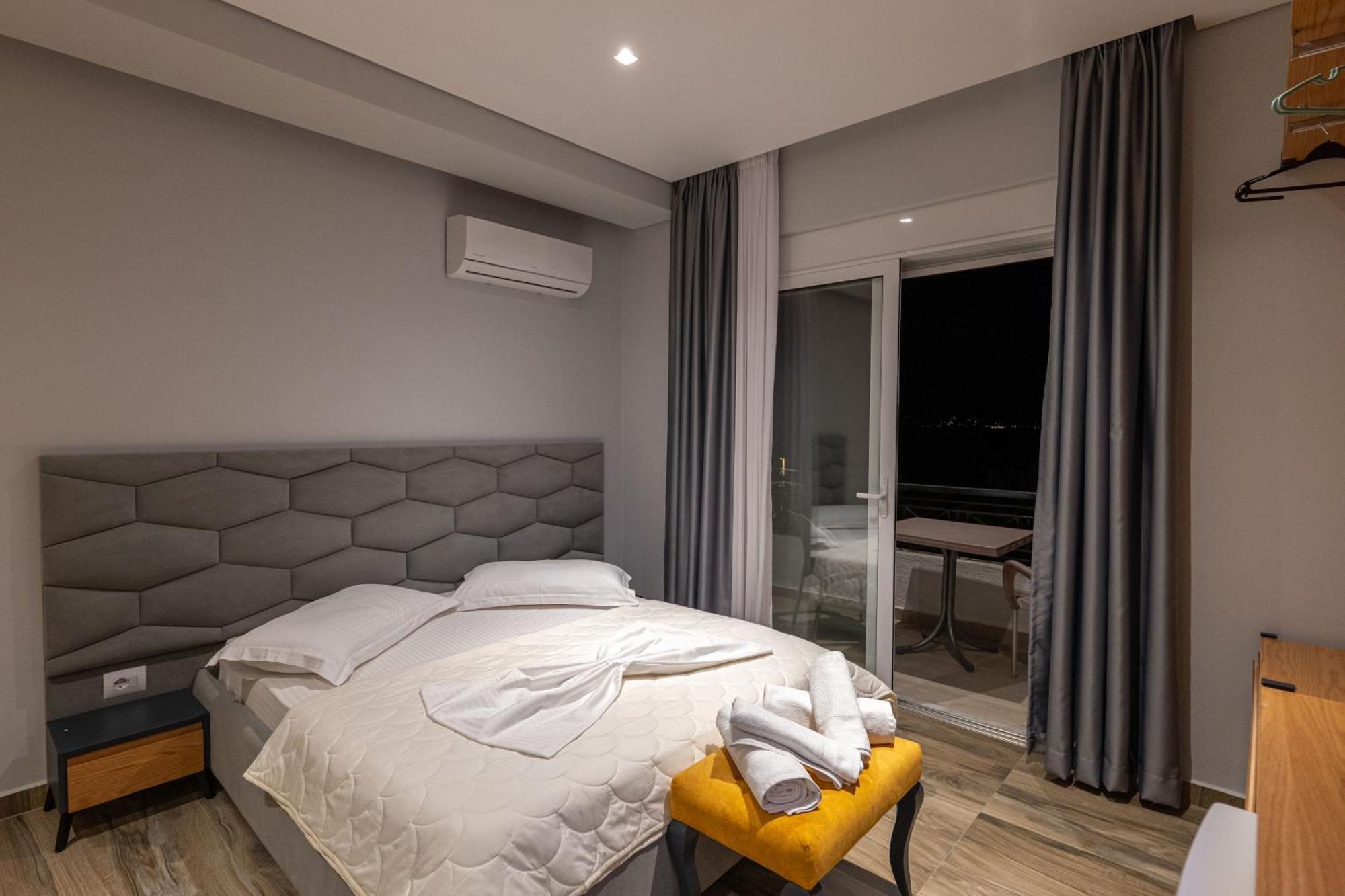 Sunkised Hotel Sarande Luaran gambar